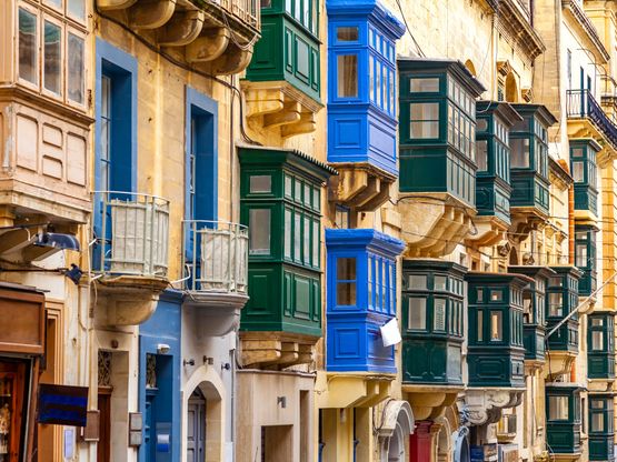 Valletta windows