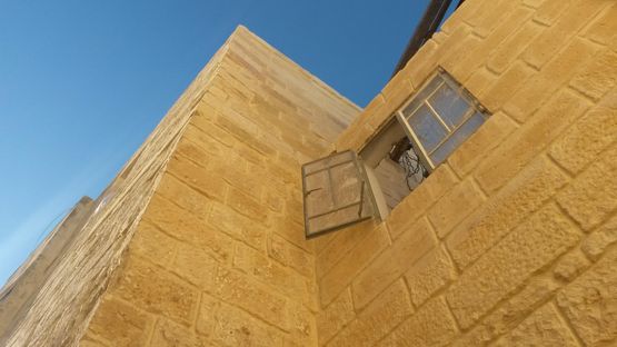 Conversion house